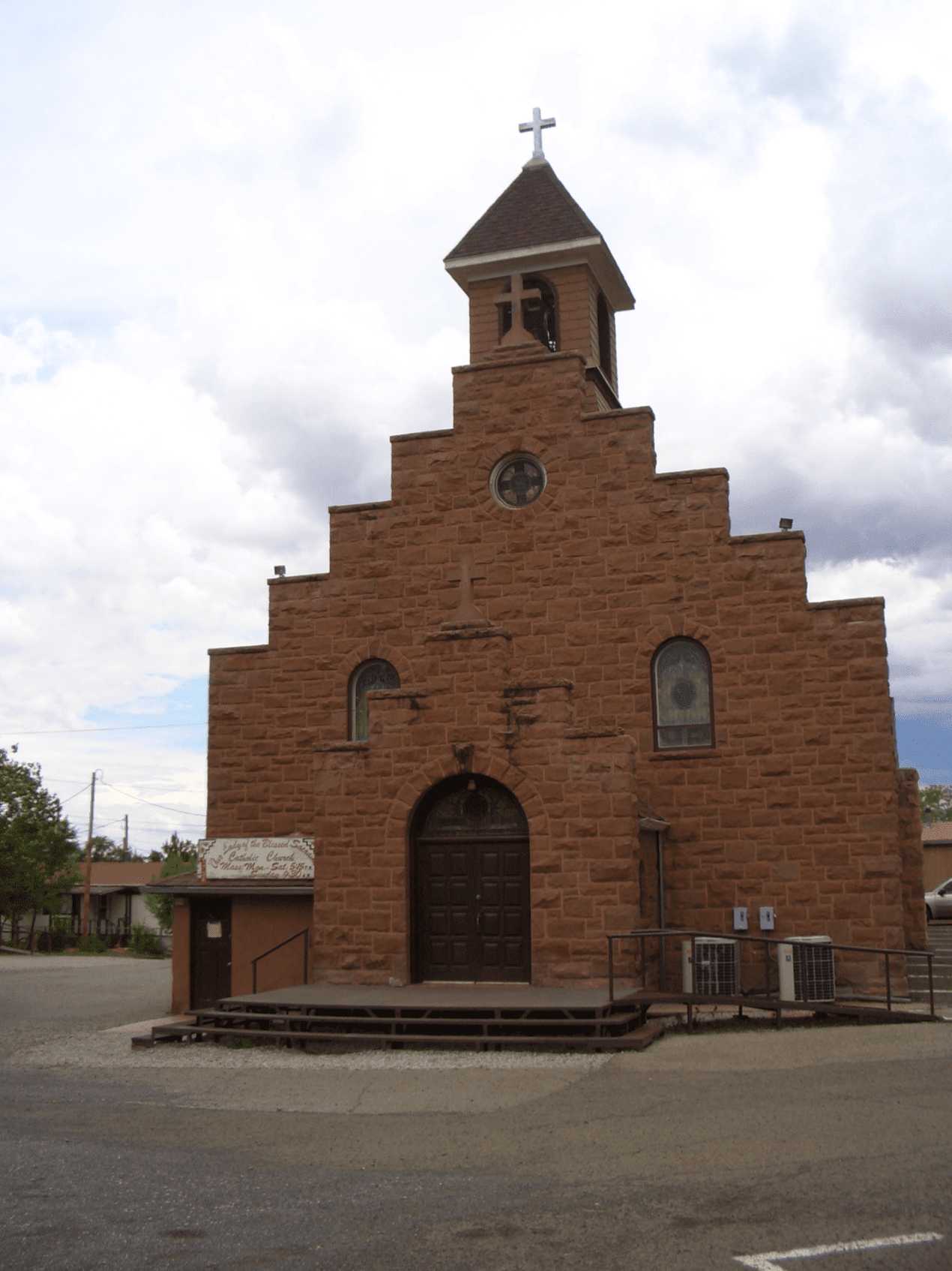 Our Lady Of The Blessed Sacrament Catholic Church (Fort Defiance