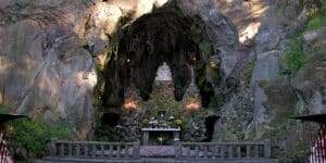 The Grotto, National Sanctuary Of Our Sorrowful Mother Catholic Church (Portland)